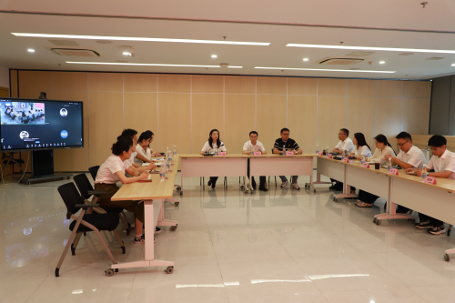 座谈会交流.jpg