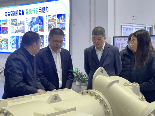 格力参观3.jpg
